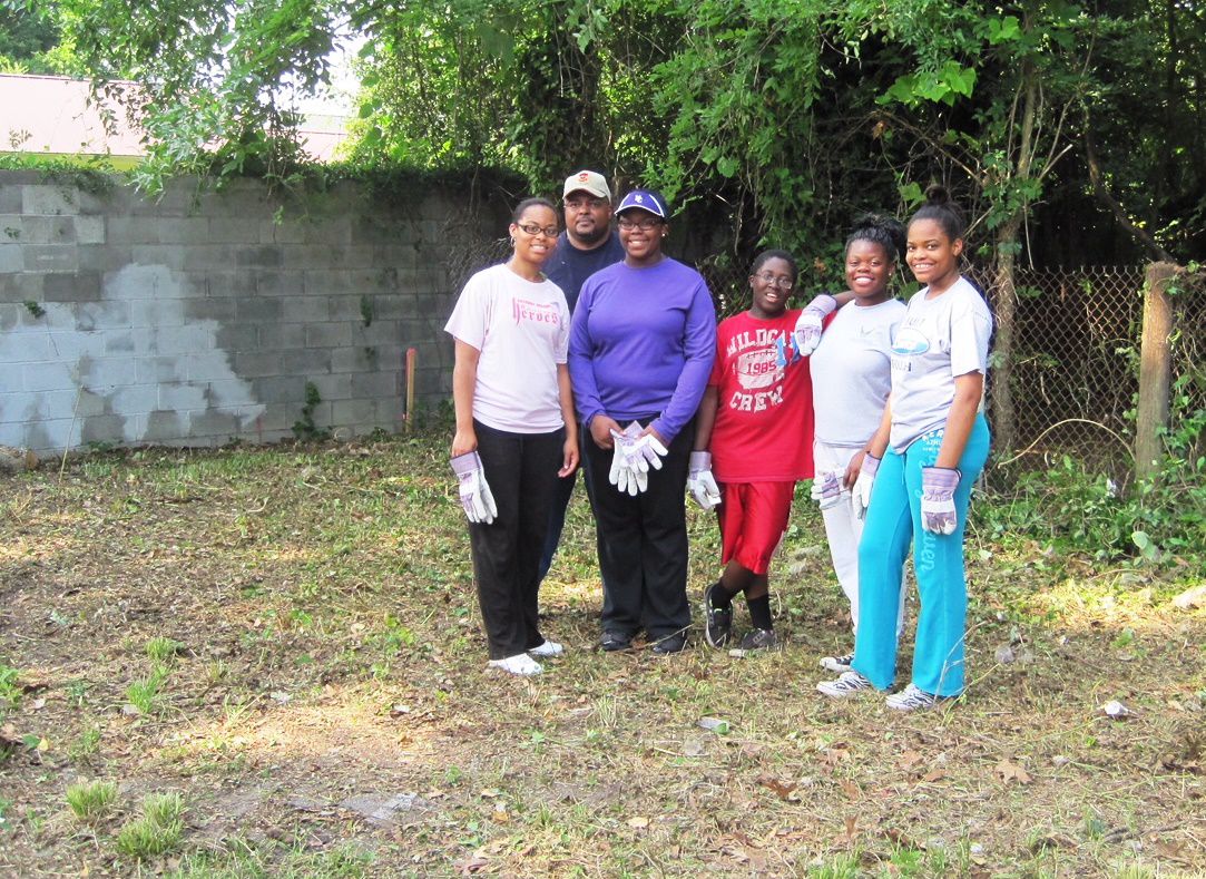 Romney Urban Garden original group .jpg